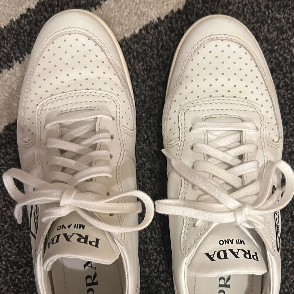 Vintage 100% Authentic Prada Downtown White Leather Sneaker Size 37.5